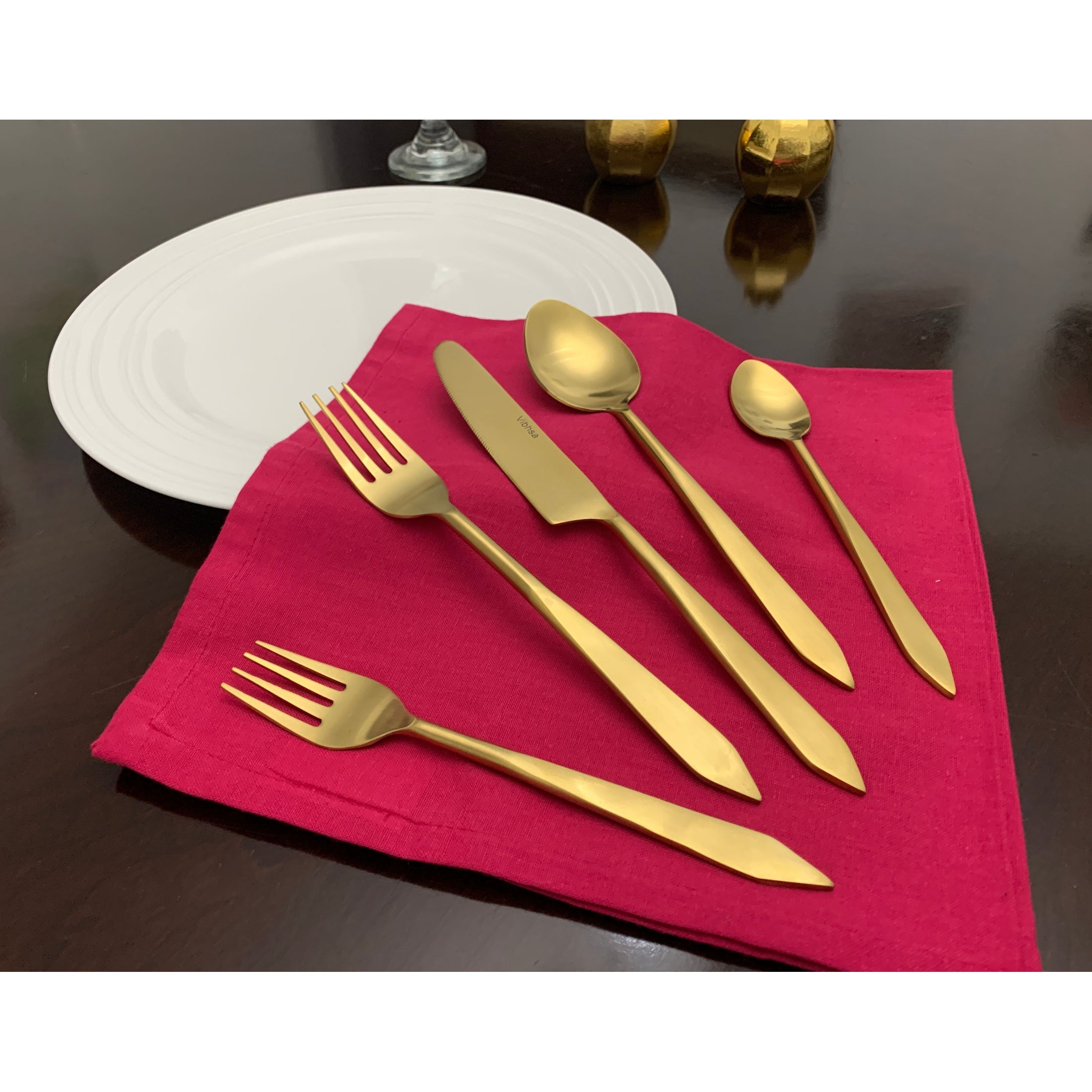 Brushed Stainless Flatware Set Everyday Collection | Vibhsa