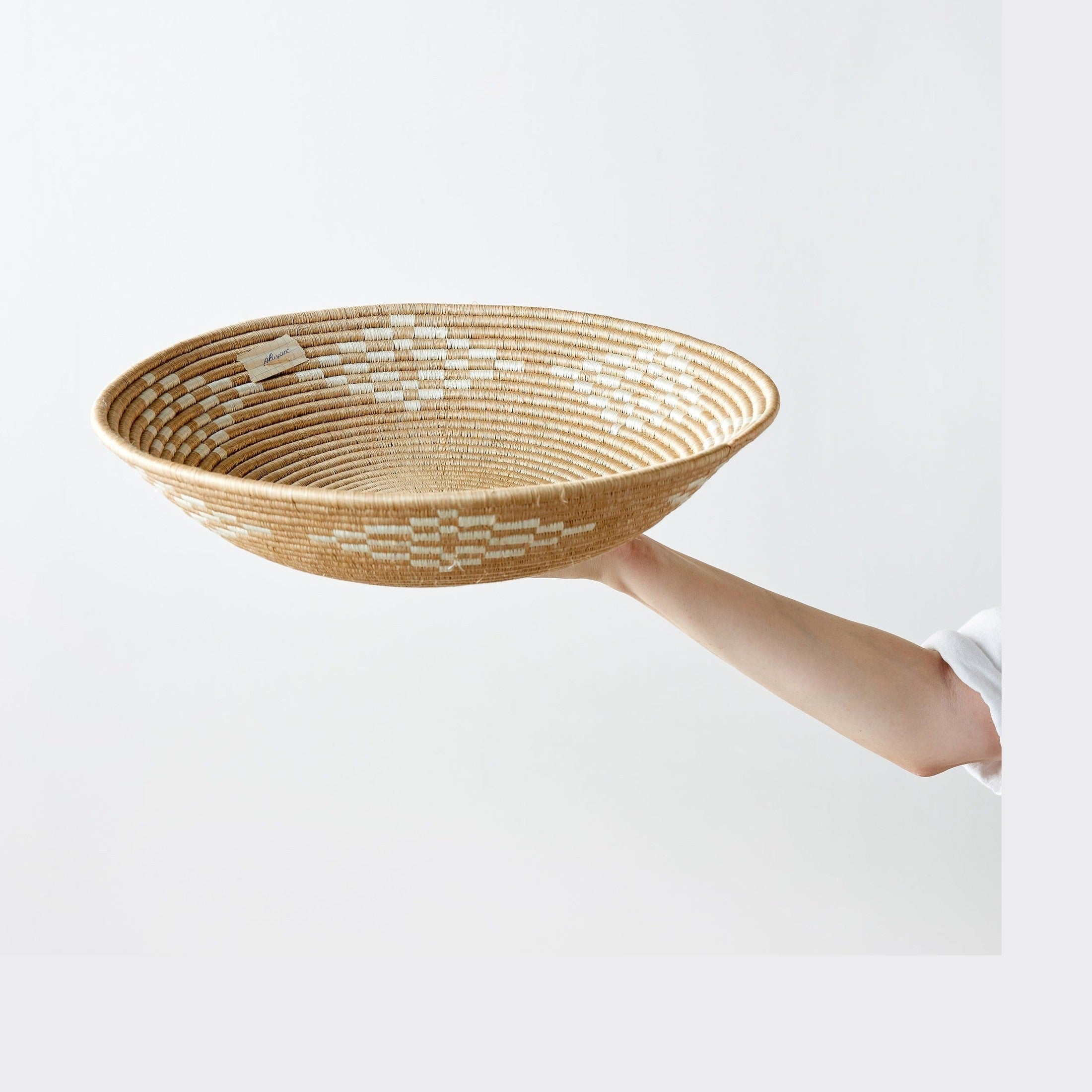 Blonde Rwanda Ivory Diamond Wall Basket