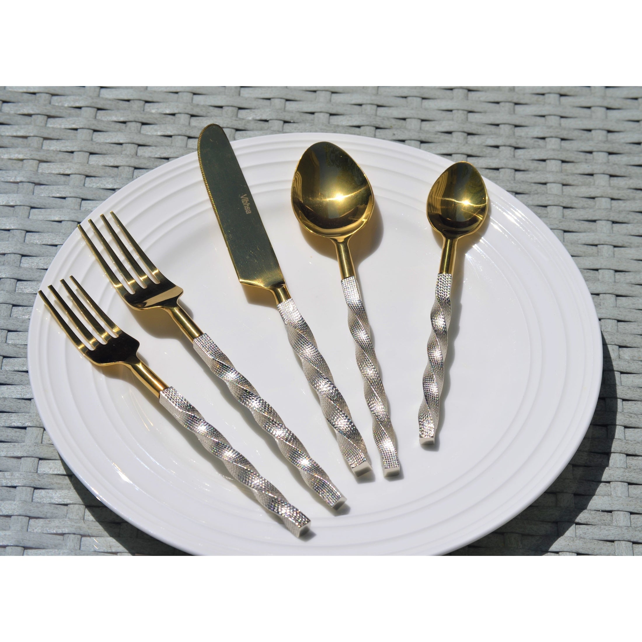 Brushed Stainless Flatware Twisted Elegance | Vibhsa