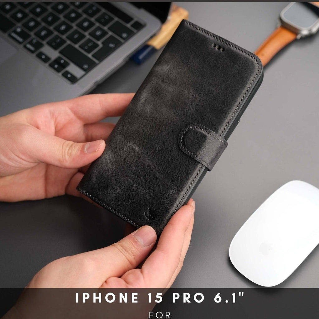 Casper Leather iPhone 15 Pro Wallet Case | Detachable MagSafe Compatible RFID Protection