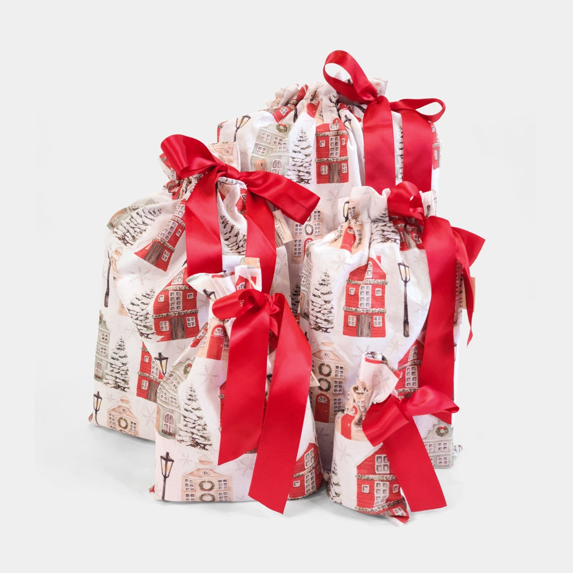 Christmas Cottages (Reusable Gift Bag Set)