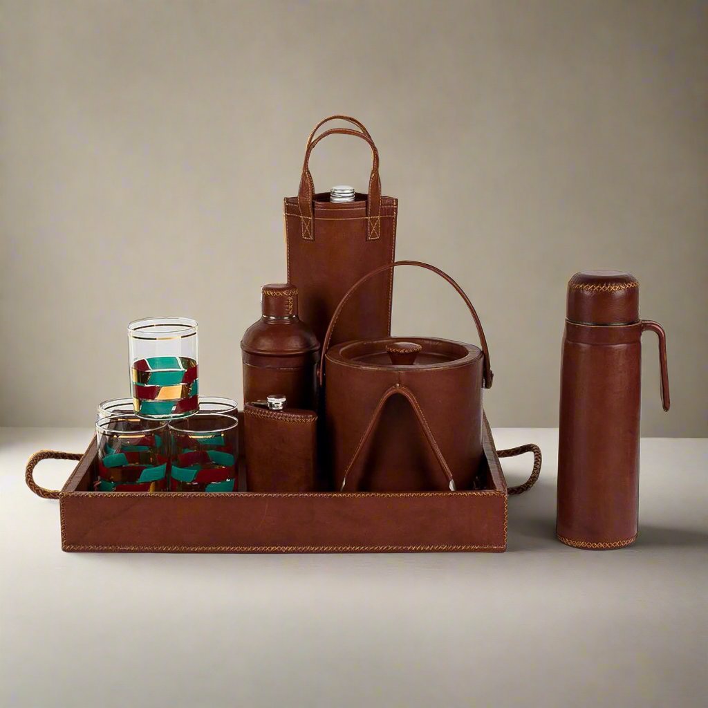 Coctelera | Leather Cocktail Shaker + Jigger by Bati