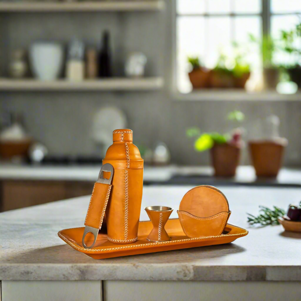 Coctelera | Leather Cocktail Shaker + Jigger by Bati