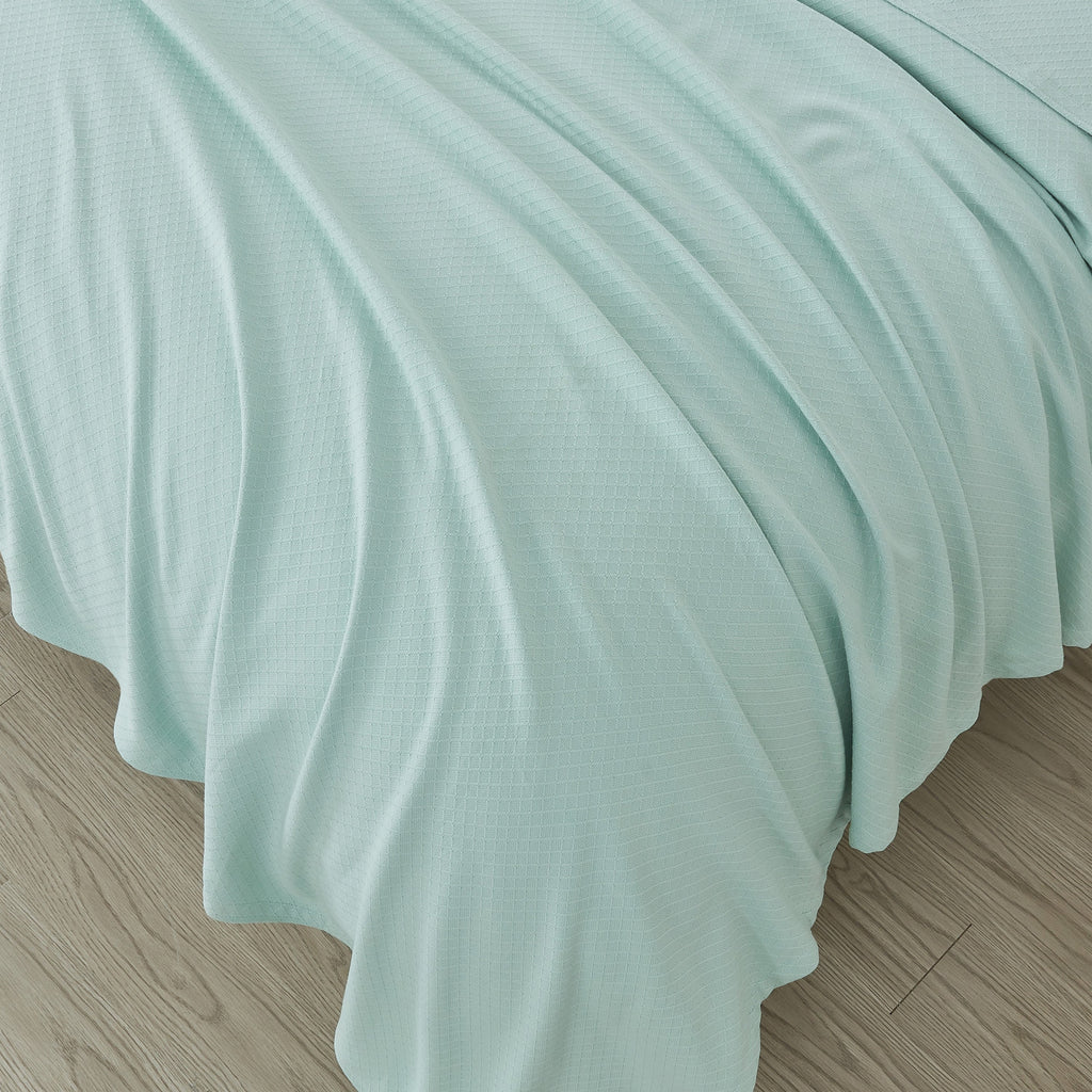 Egyptian Cotton Diamond Blanket by Mélange Home