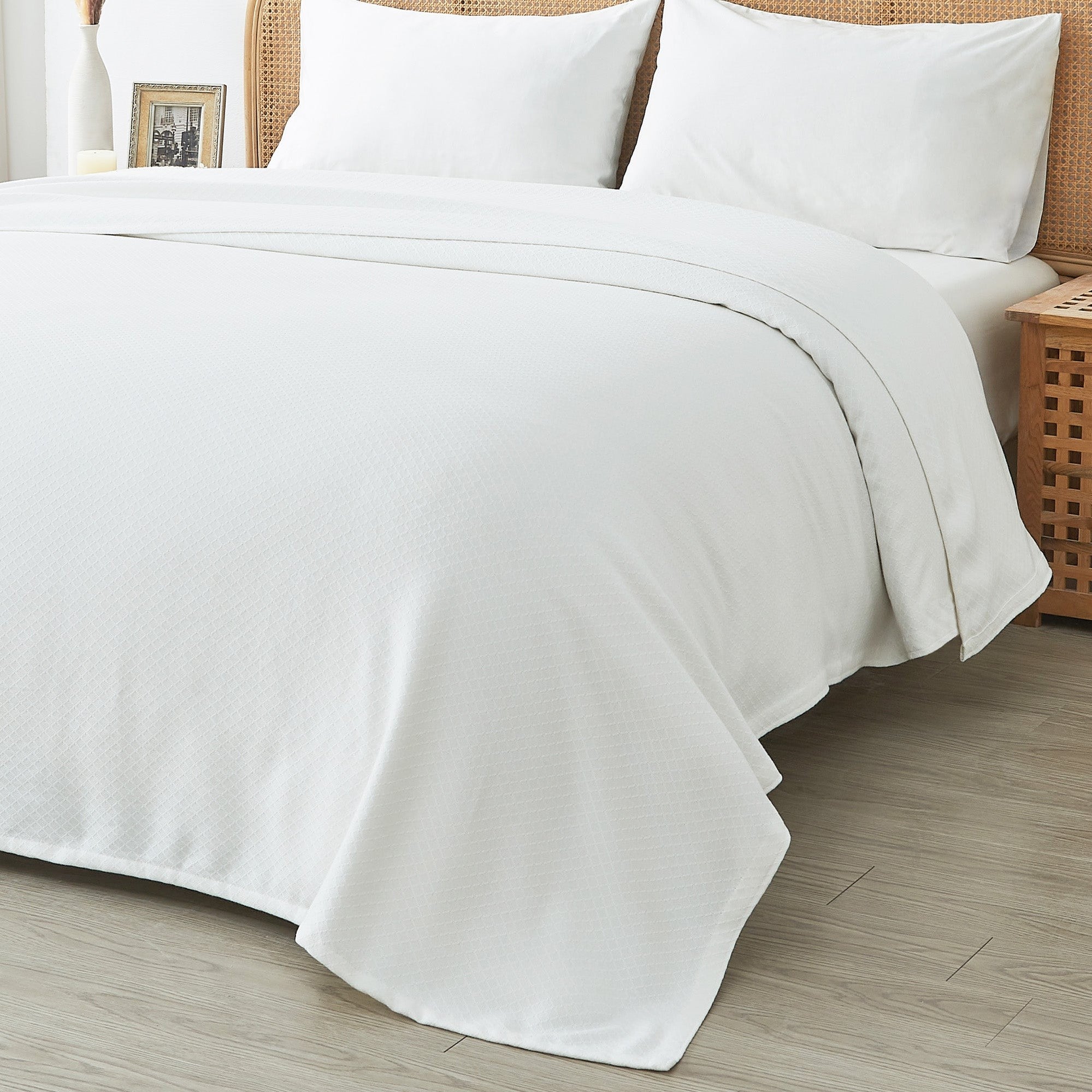 Egyptian Cotton Diamond Blanket by Mélange Home
