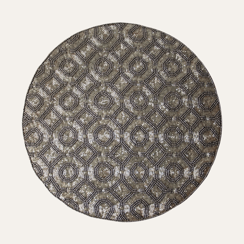 Elegant Beaded Round Placemats For Dining | Decozen