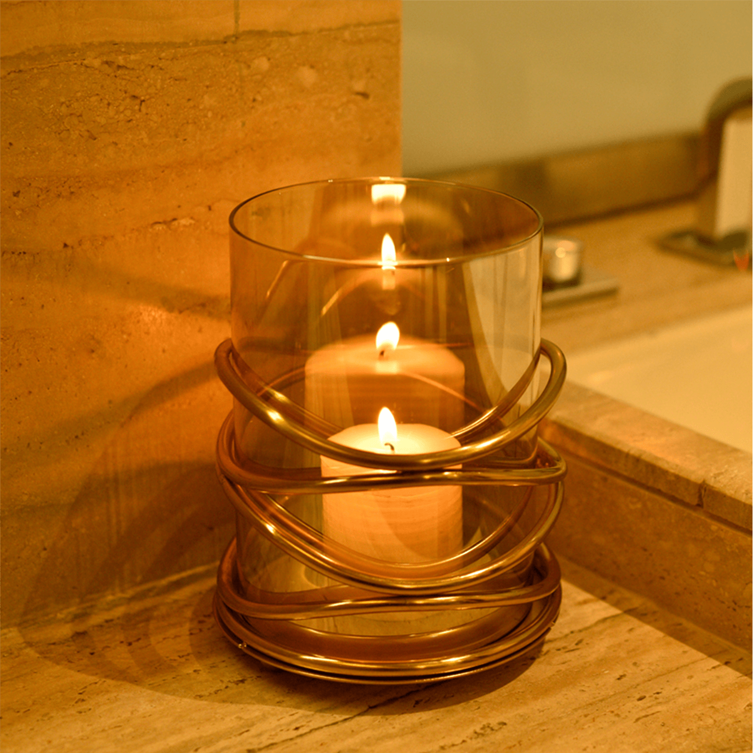 Elegant Swirl Design Glass Candle Holder | Decozen