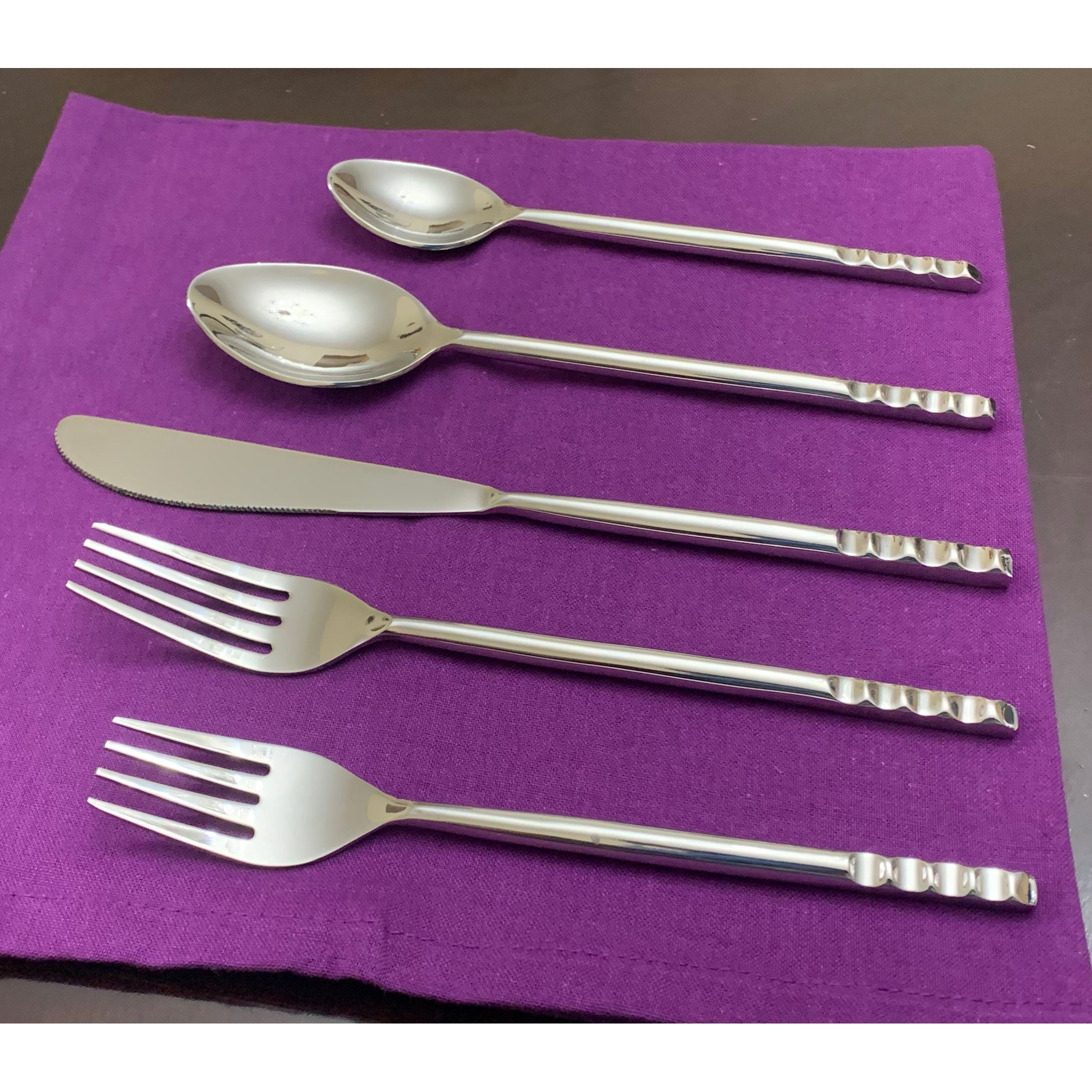 Exquisite Stainless Flatware Service for 4 | Vibhsa