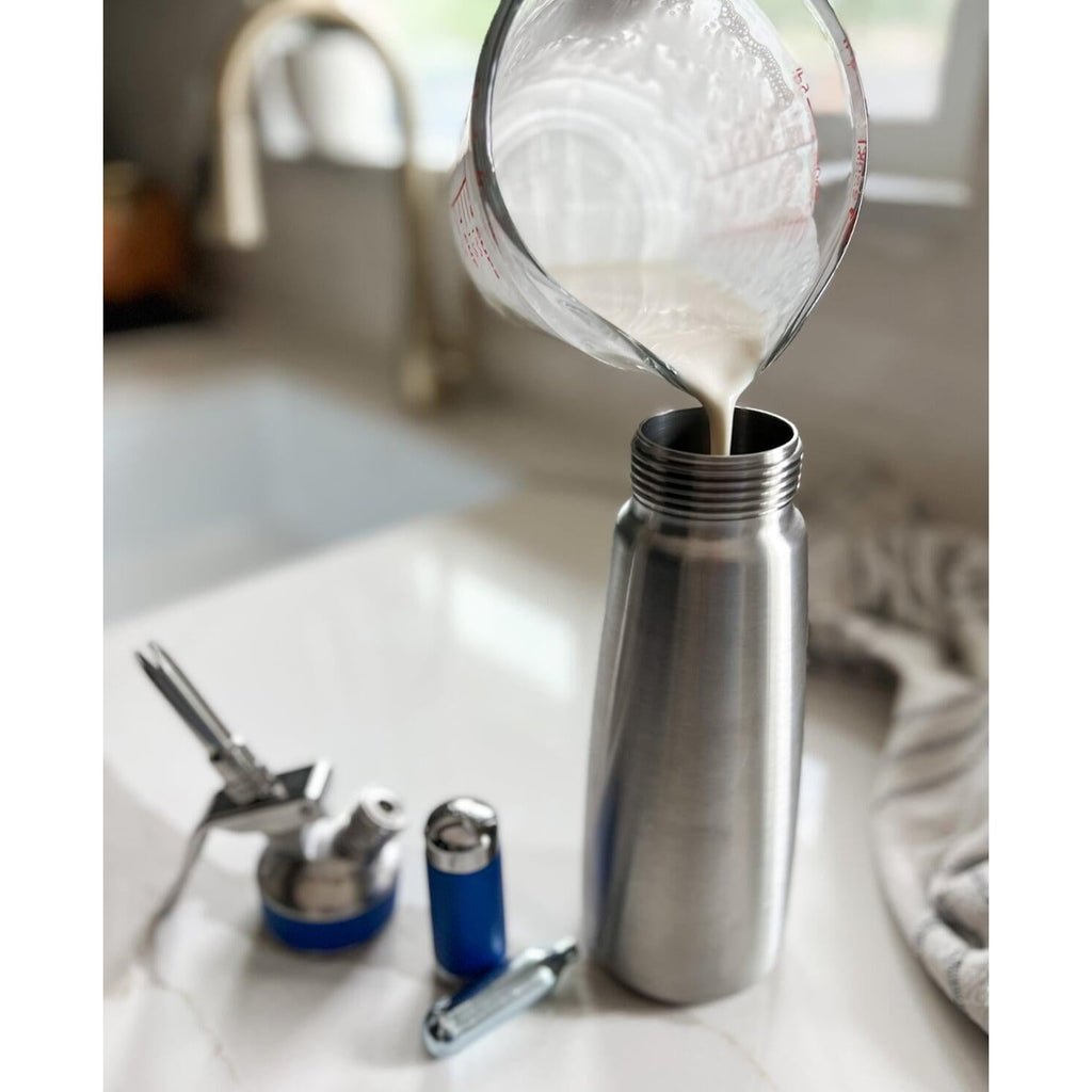 Frieling 0.5L Cream Whipper and 10-pack Charger Set by Küchenprofi USA