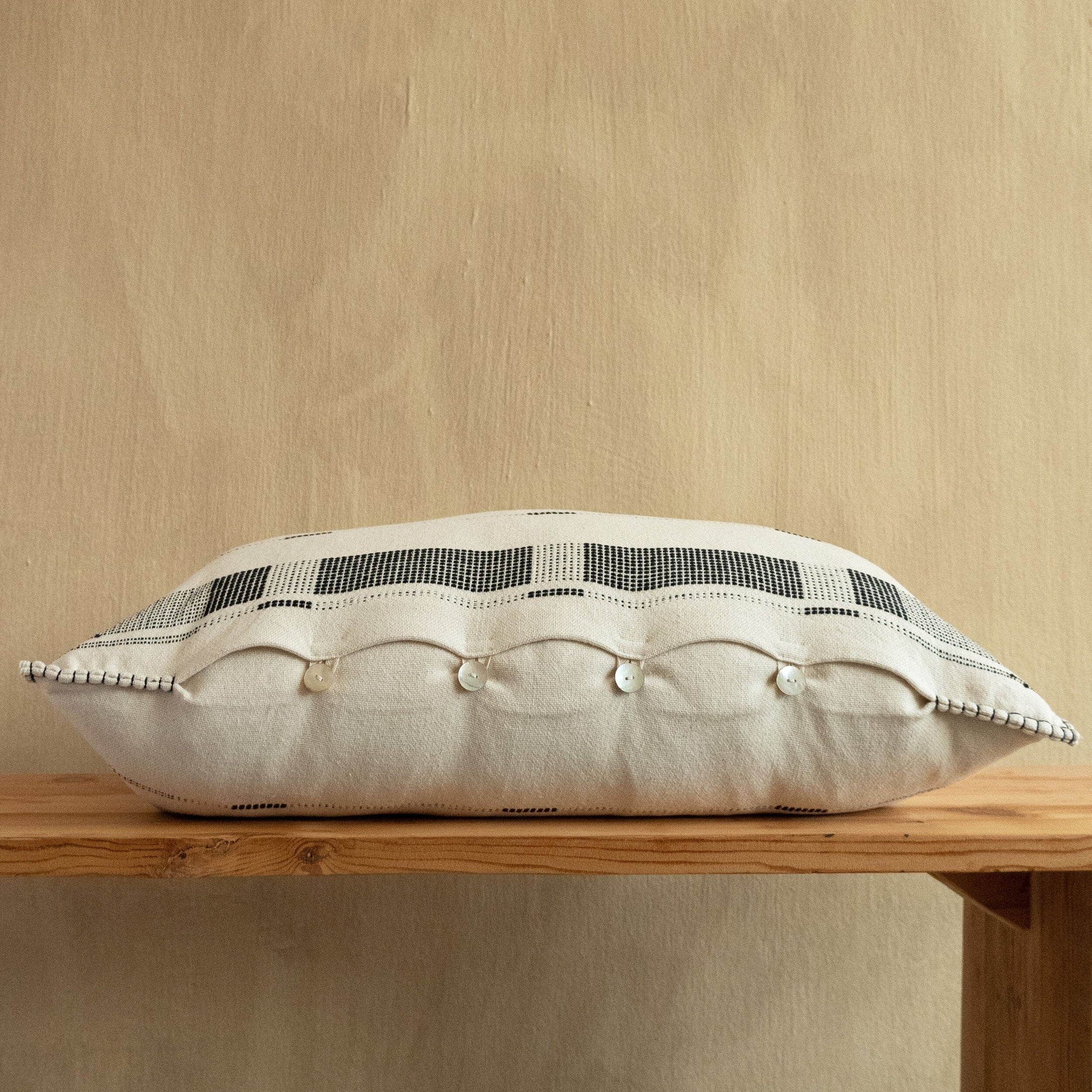 Fulcrum Onyx Oversized Cotton Lumbar Pillow