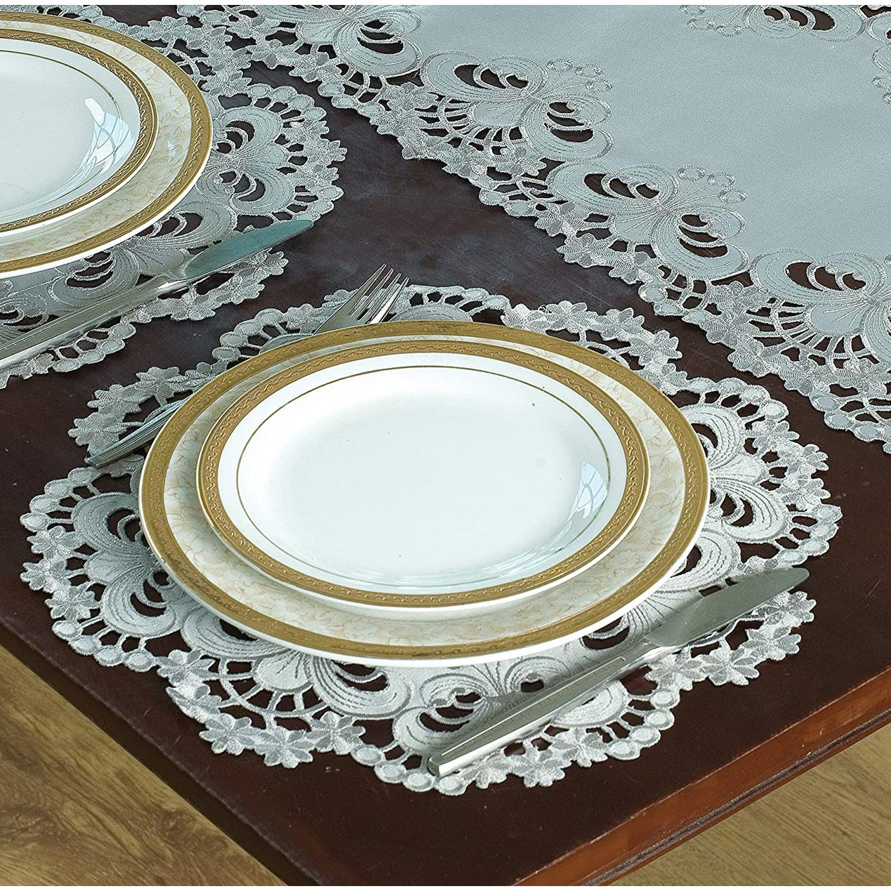 Gray Round Linen Placemat Doilies - The Creola Collection