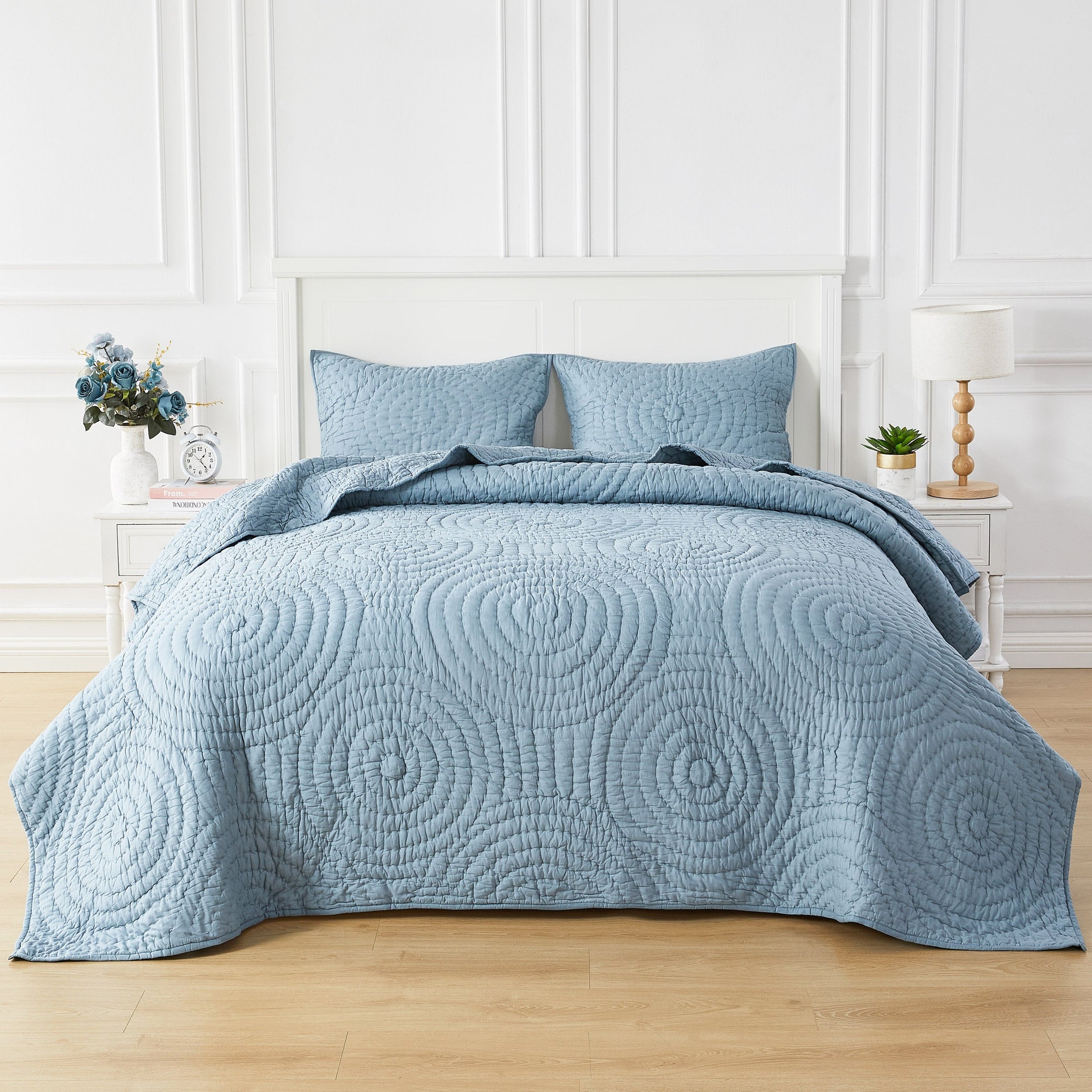Halo Cotton Voile Hand Stitched Quilt Set by Mélange Home