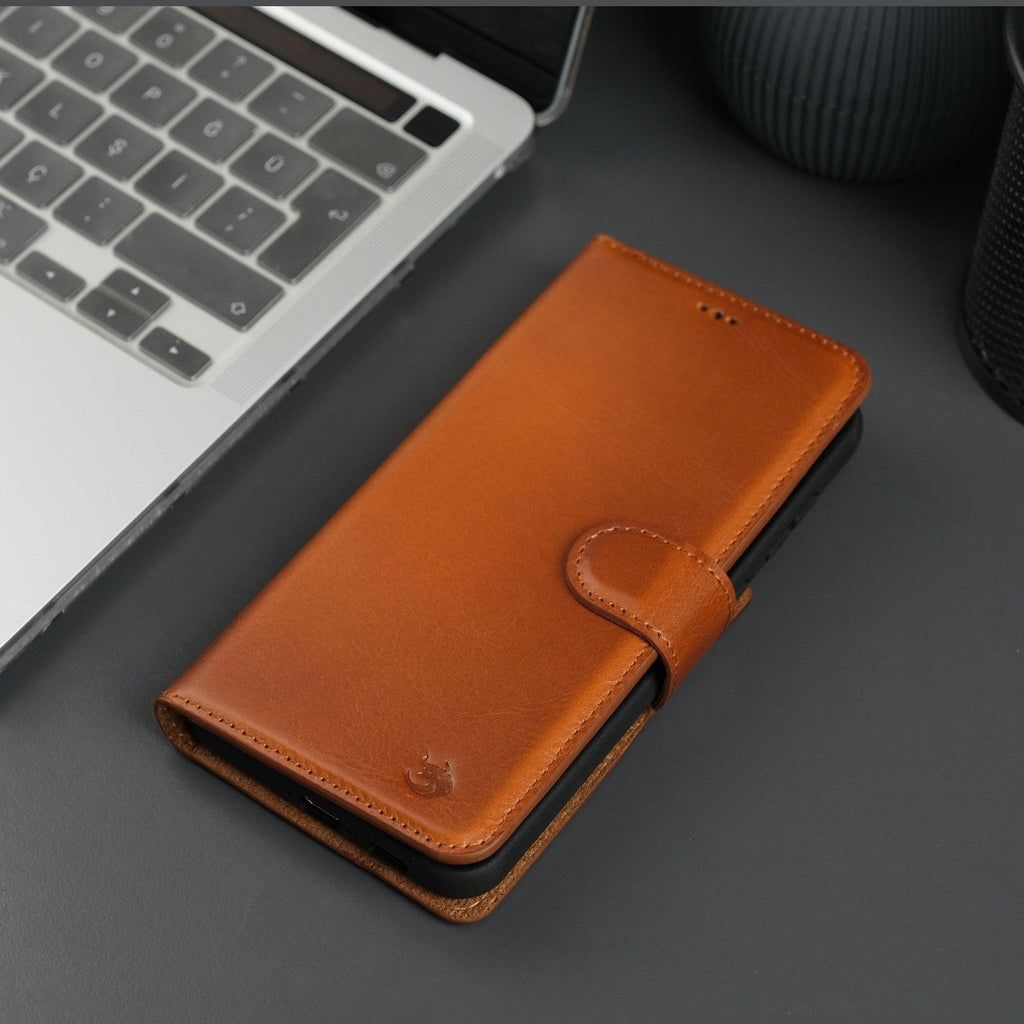 Leather Samsung Galaxy S25 Wallet Case | Buffalo