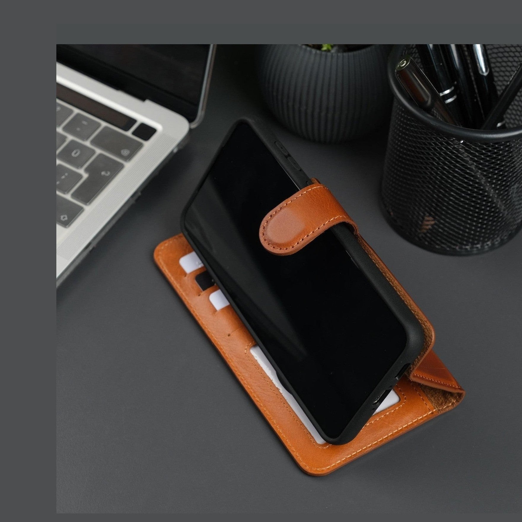 Leather Samsung Galaxy S25 Wallet Case | Buffalo