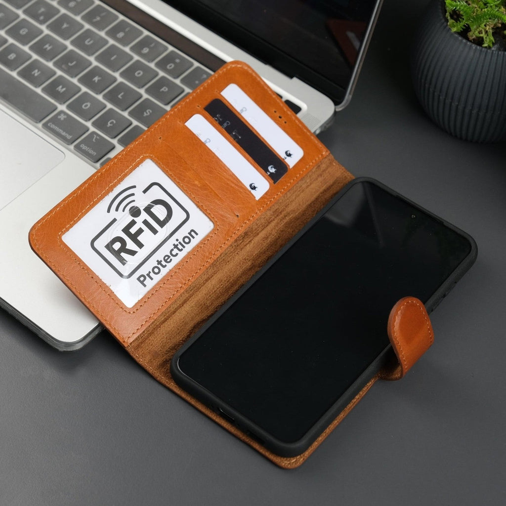 Leather Samsung Galaxy S25 Wallet Case | Buffalo