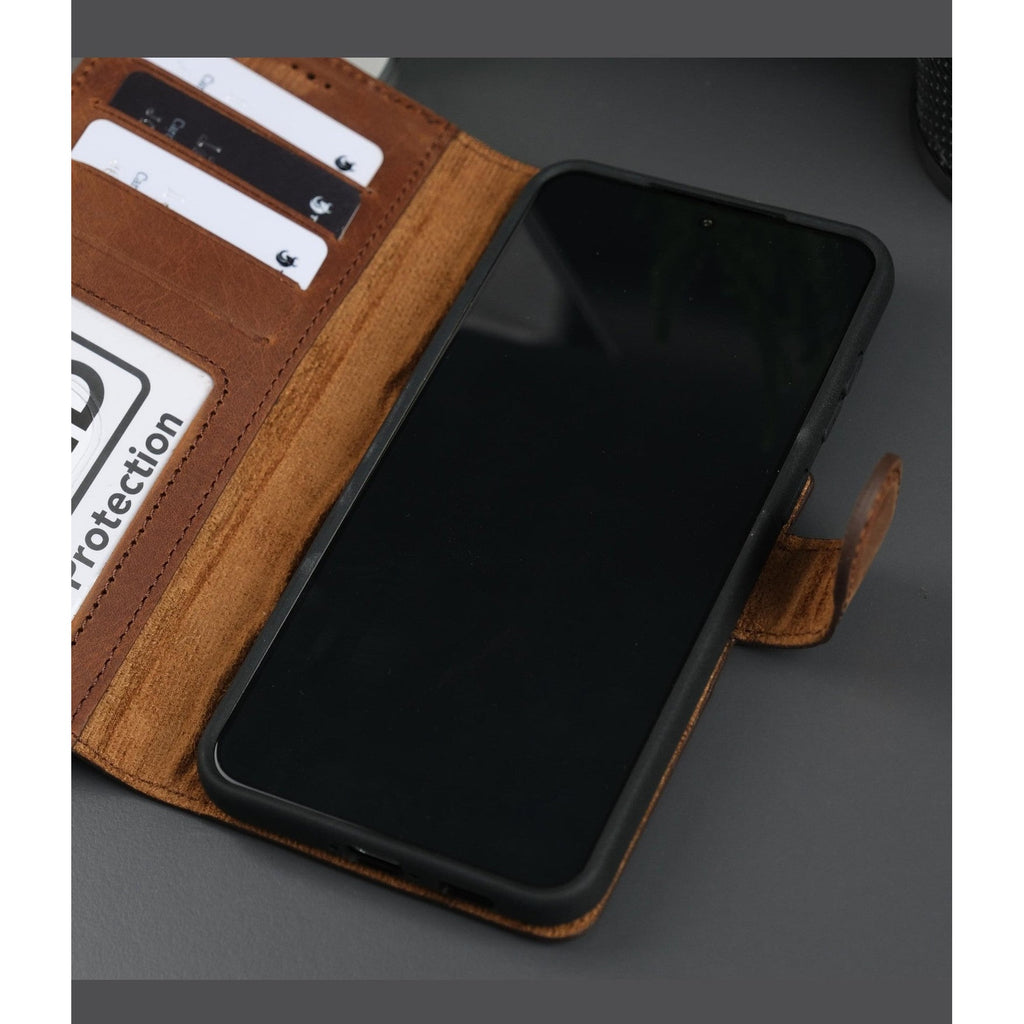 Leather Samsung Galaxy S25 Wallet Case | Buffalo