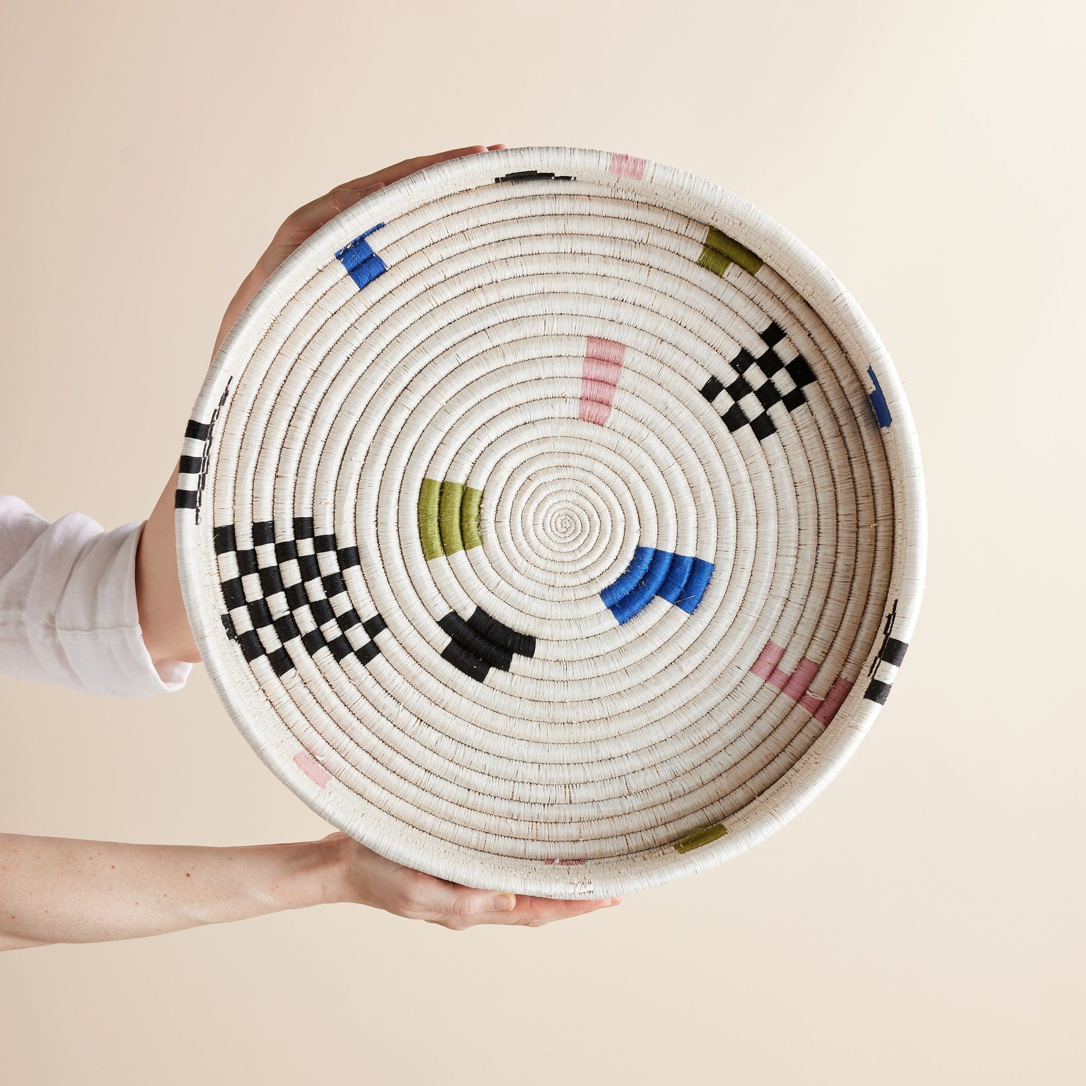 Mosaic Woven Nesting Tray