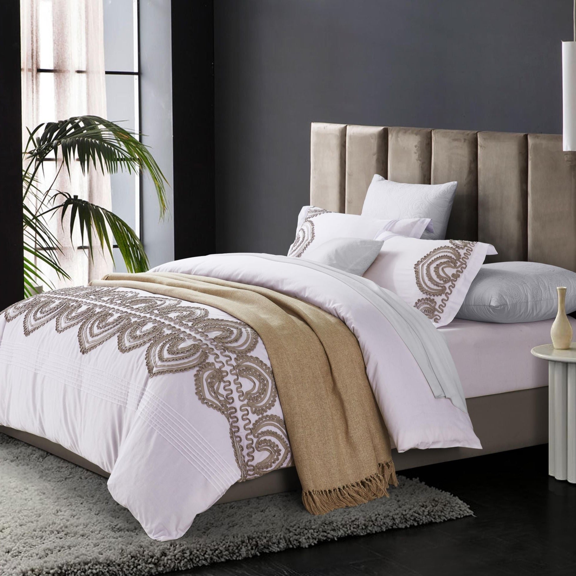 Padma Embroidered Duvet Set by Mélange Home