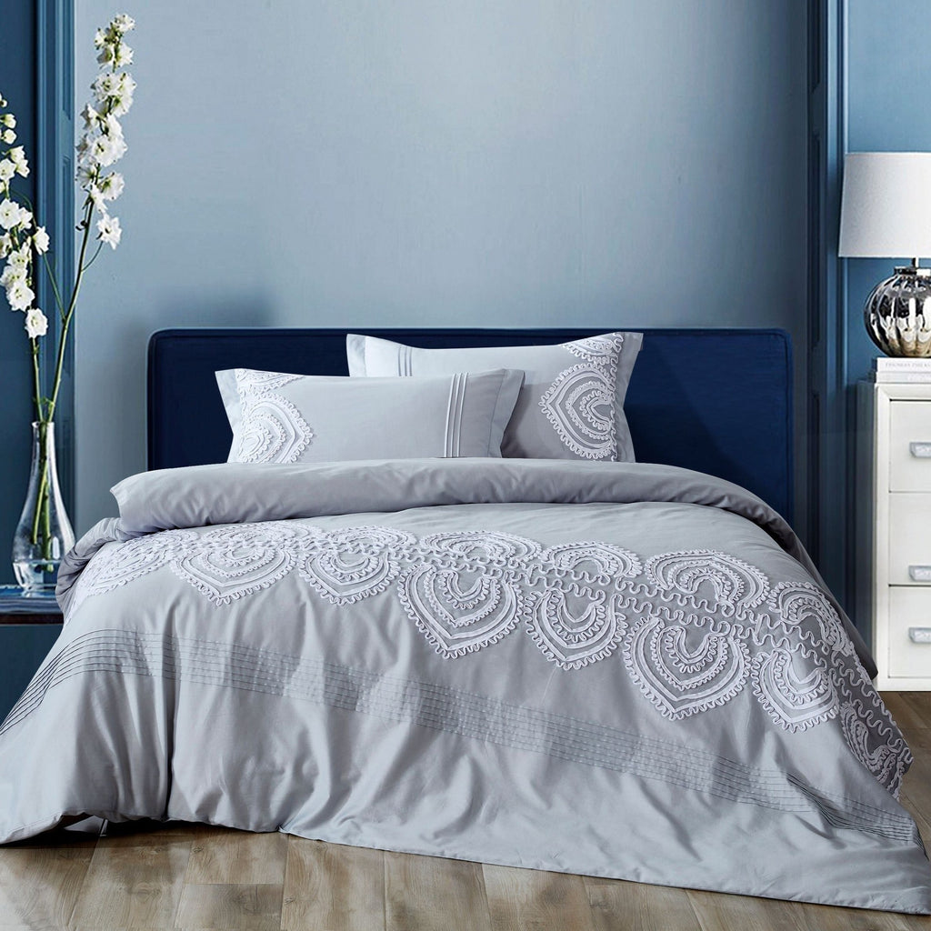 Padma Embroidered Duvet Set by Mélange Home