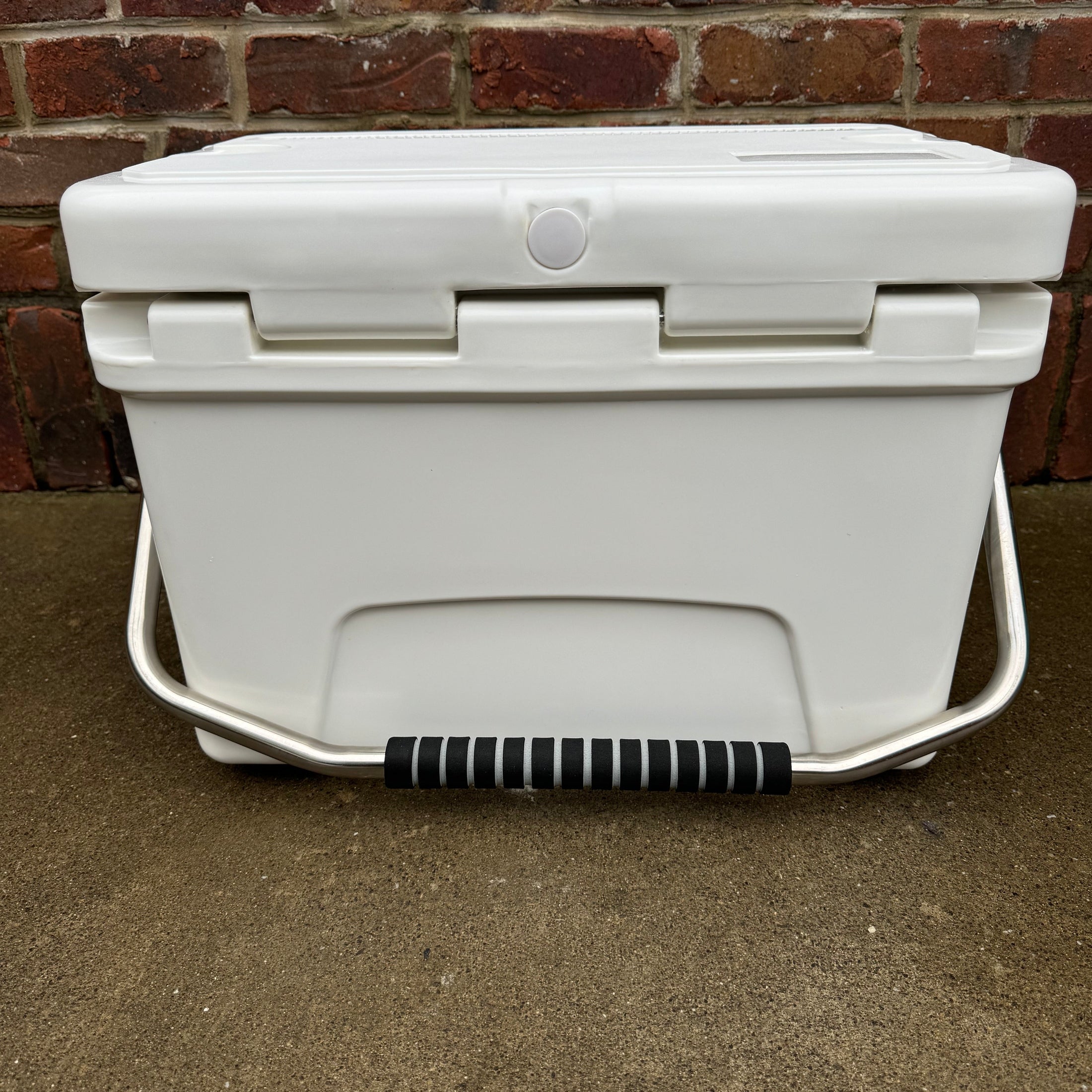 Polar Bear 20 Hard Cooler by Polar Bear Coolers