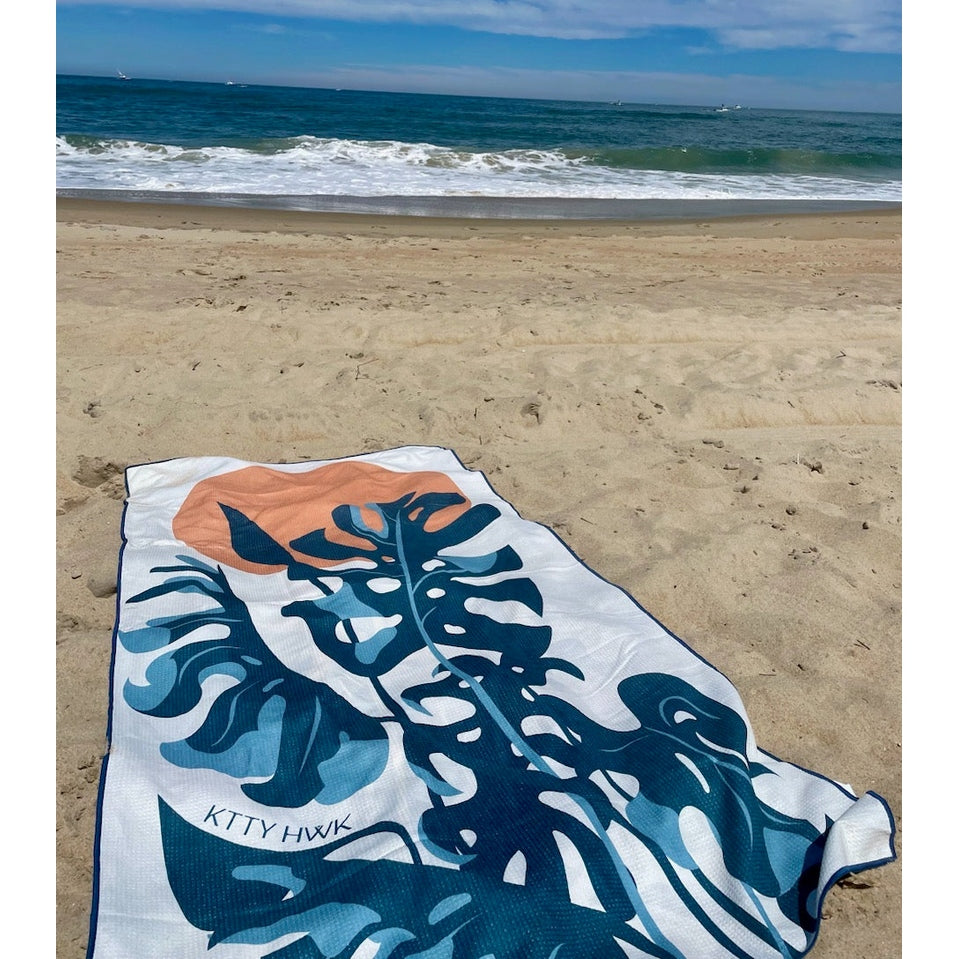 Premium Sand-Free Beach Towel Waffle Weave | KTTYHWK