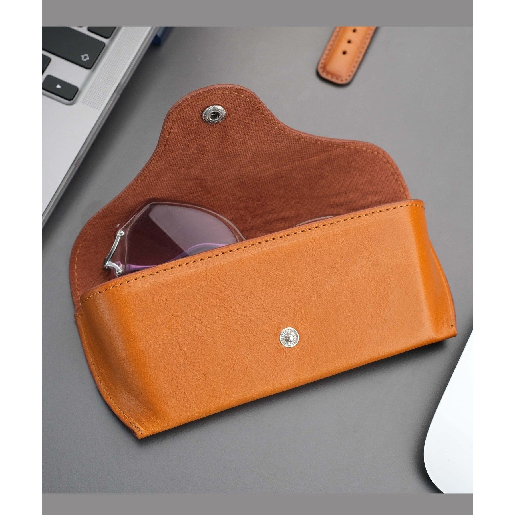 Rochester Full-Grain Leather Eyeglass Case