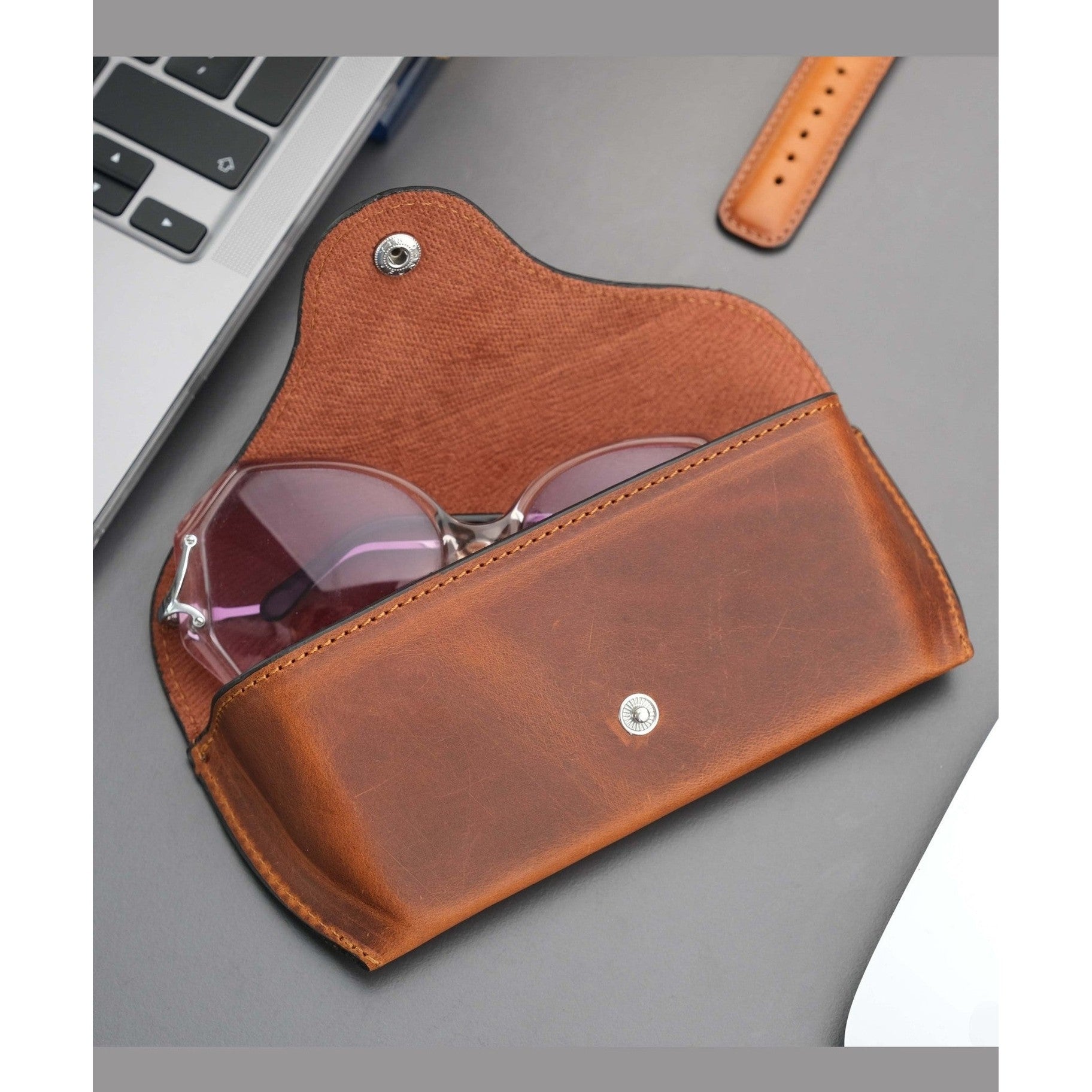 Rochester Full-Grain Leather Eyeglass Case