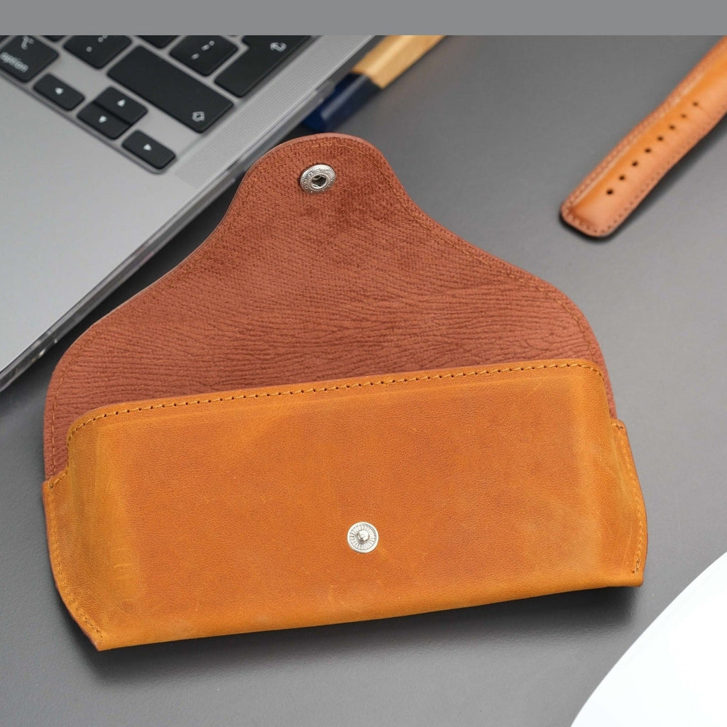 Rochester Full-Grain Leather Eyeglass Case