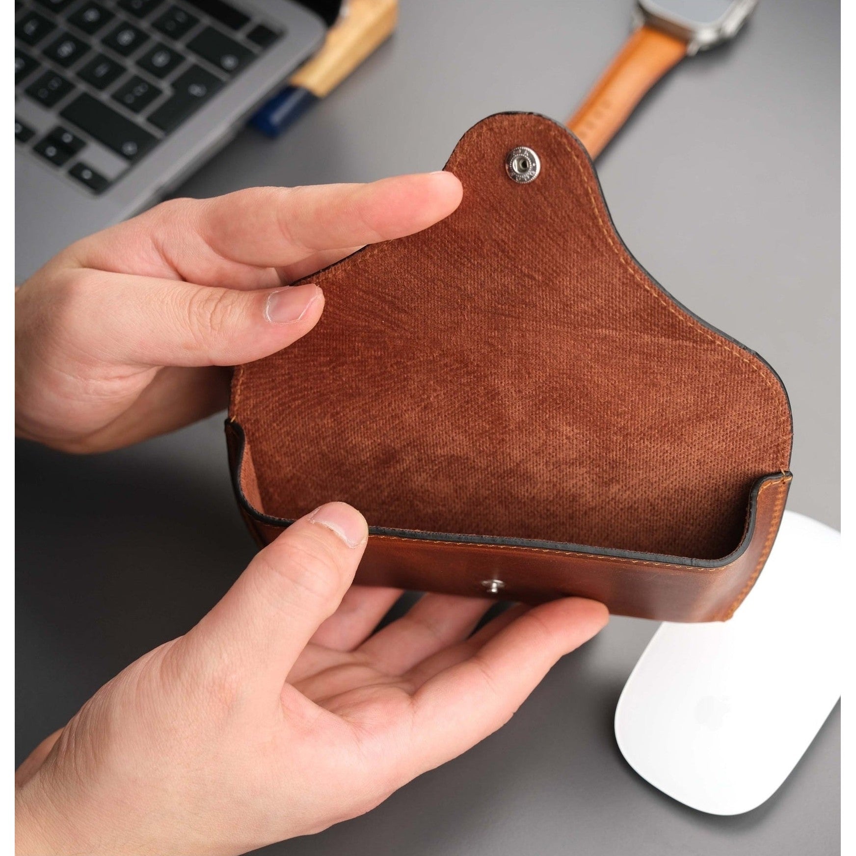 Rochester Full-Grain Leather Eyeglass Case