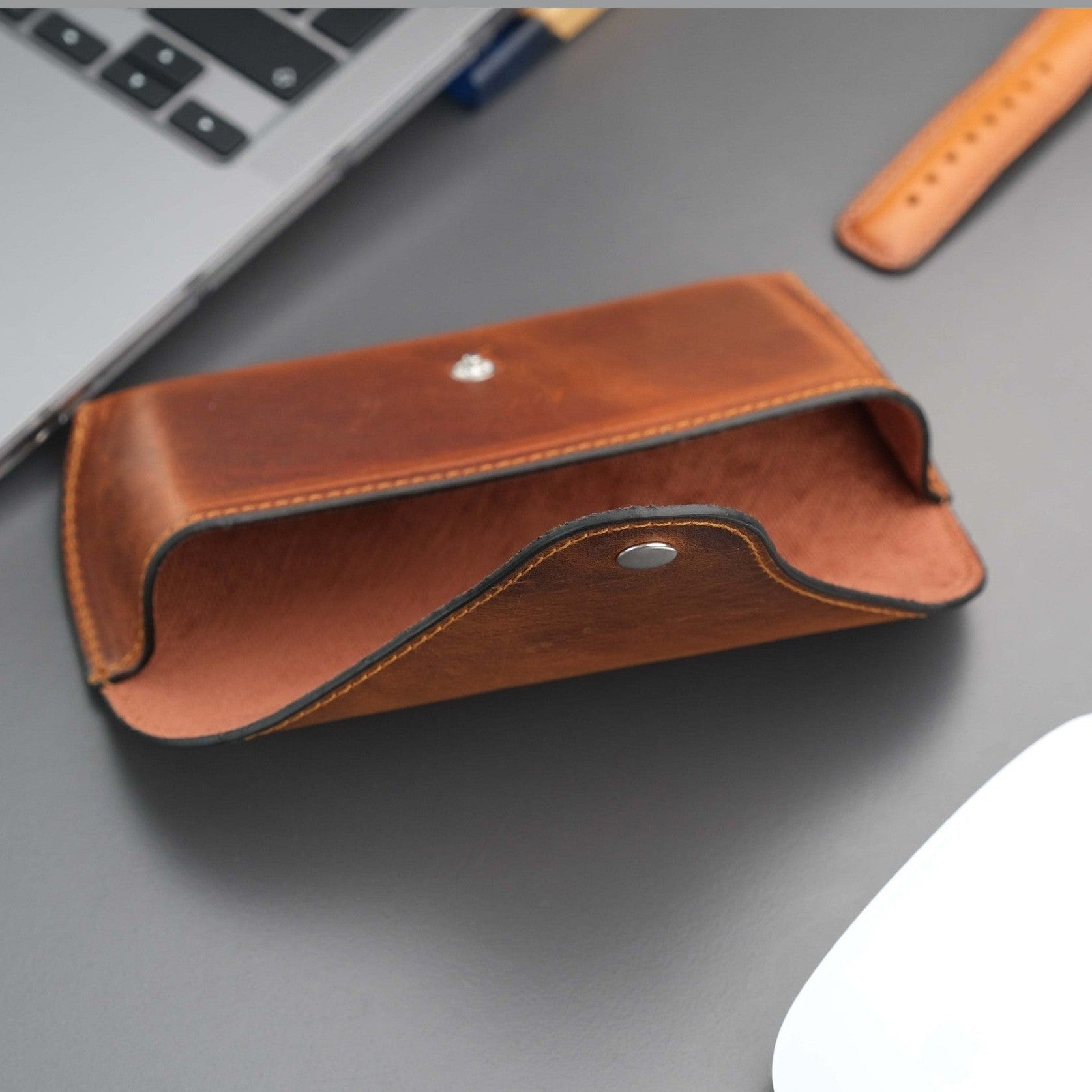 Rochester Full-Grain Leather Eyeglass Case