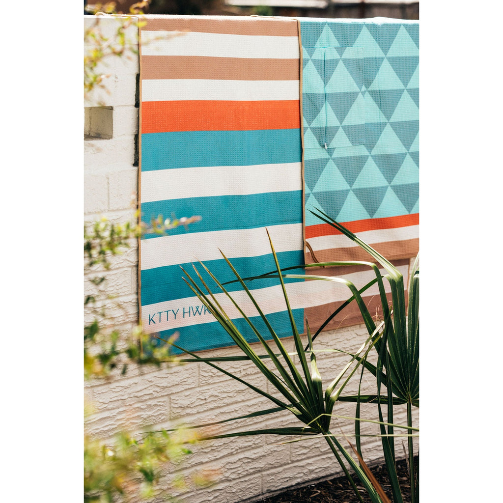 Sand Free 350GSM Hyperabsorbent Waffle Towel | KTTYHWK