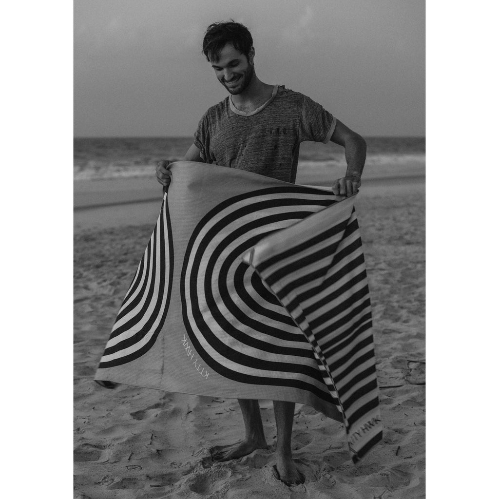 Sand-Free Waffle Beach Towel Deluxe Travel | KTTYHWK