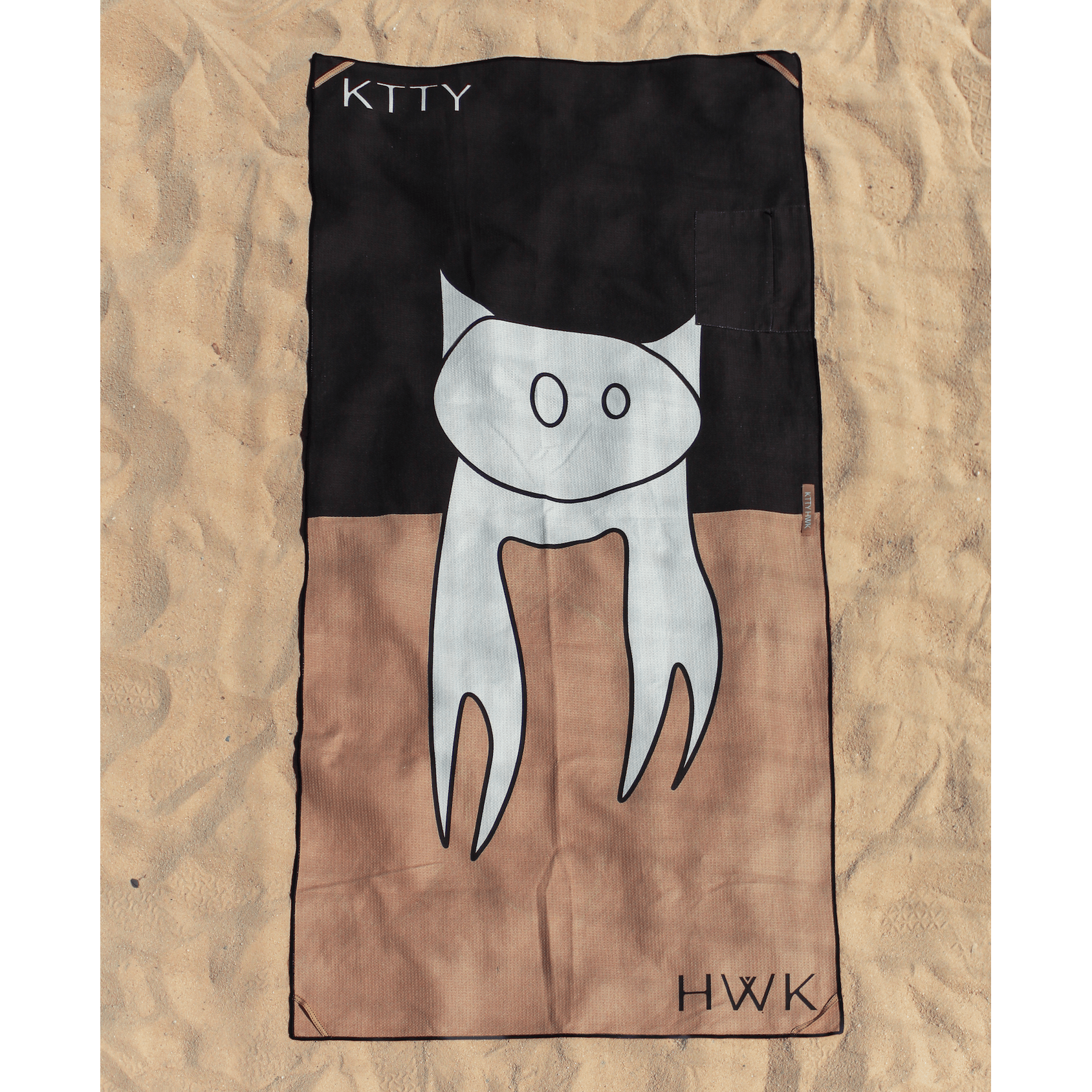 Sand-Free Waffle Beach Towel Hidden Pocket | KTTYHWK