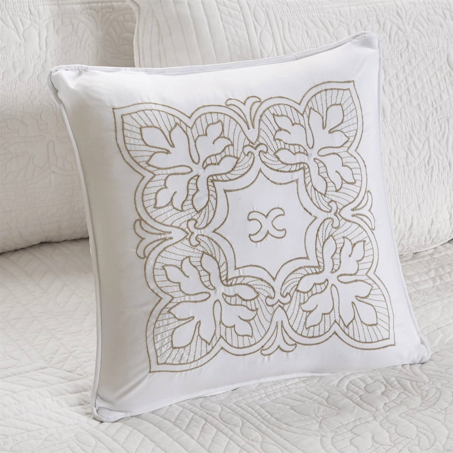 Scalloped Edge Daybed Cover Set Deluxe | HomePacific