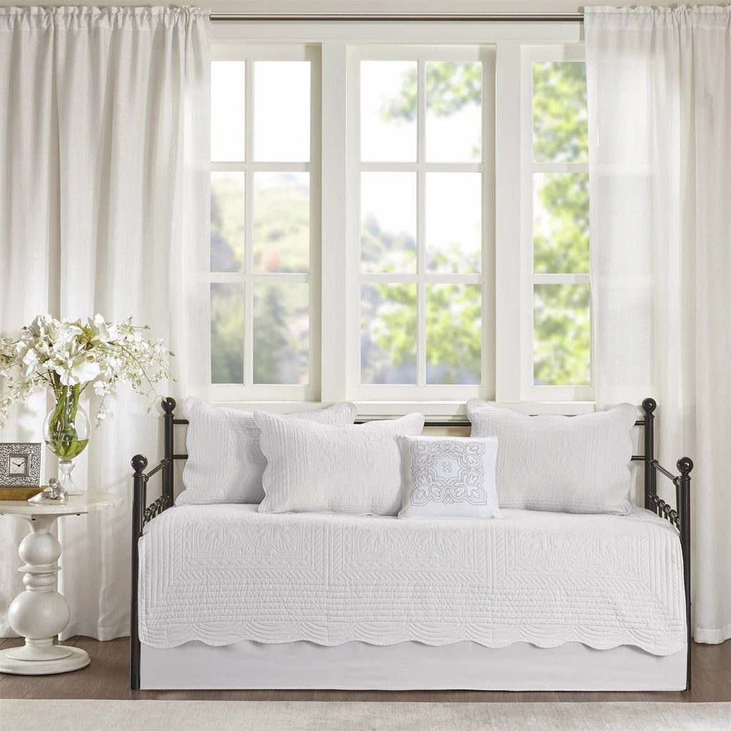 Scalloped Edge Daybed Cover Set Deluxe | HomePacific