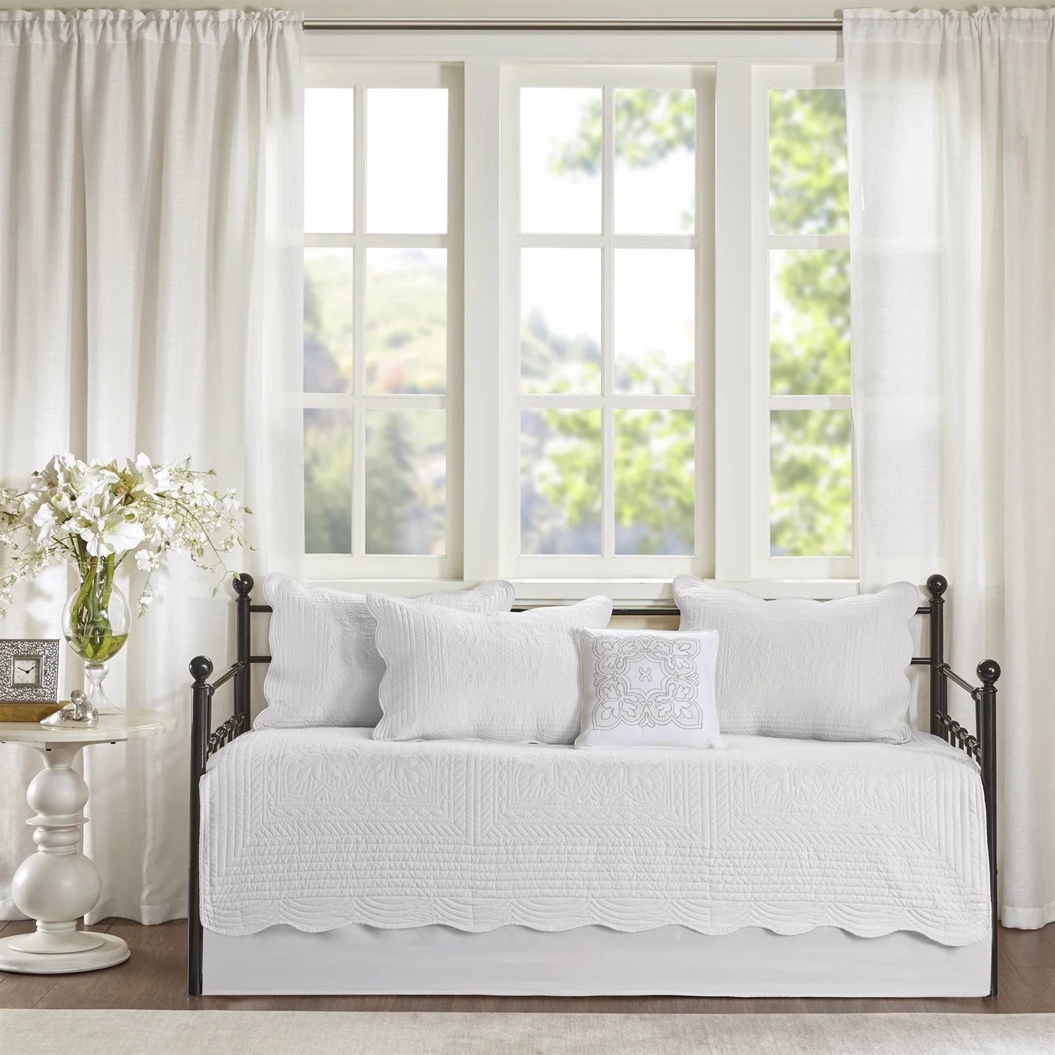 Scalloped Edge Daybed Cover Set Deluxe | HomePacific