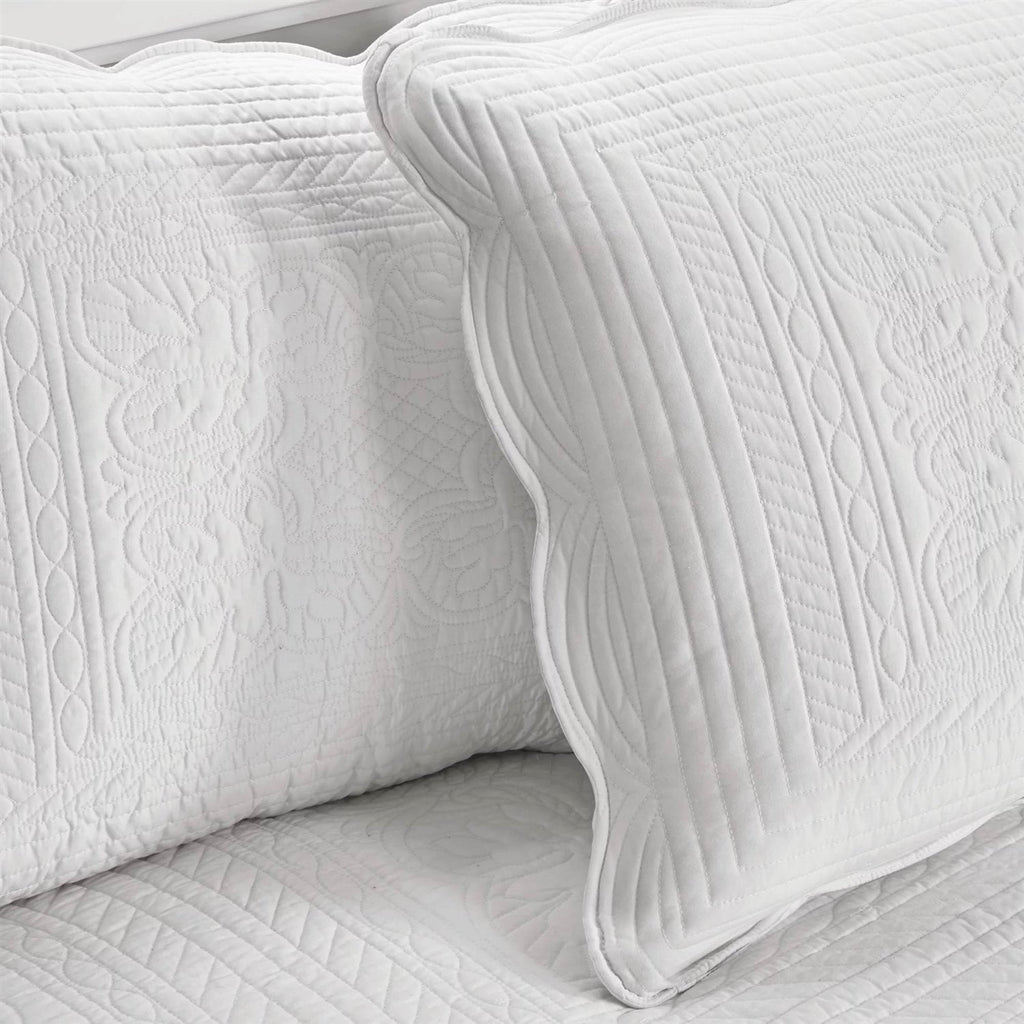 Scalloped Edge Daybed Cover Set Deluxe | HomePacific