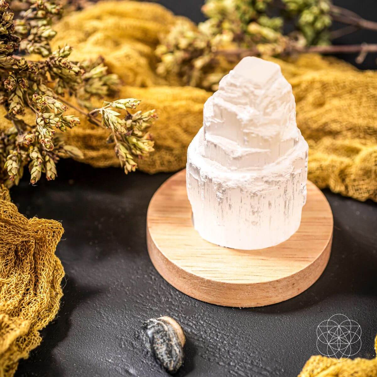 Selenite Elegant Bright Cleansing Lamp | Conscious Items