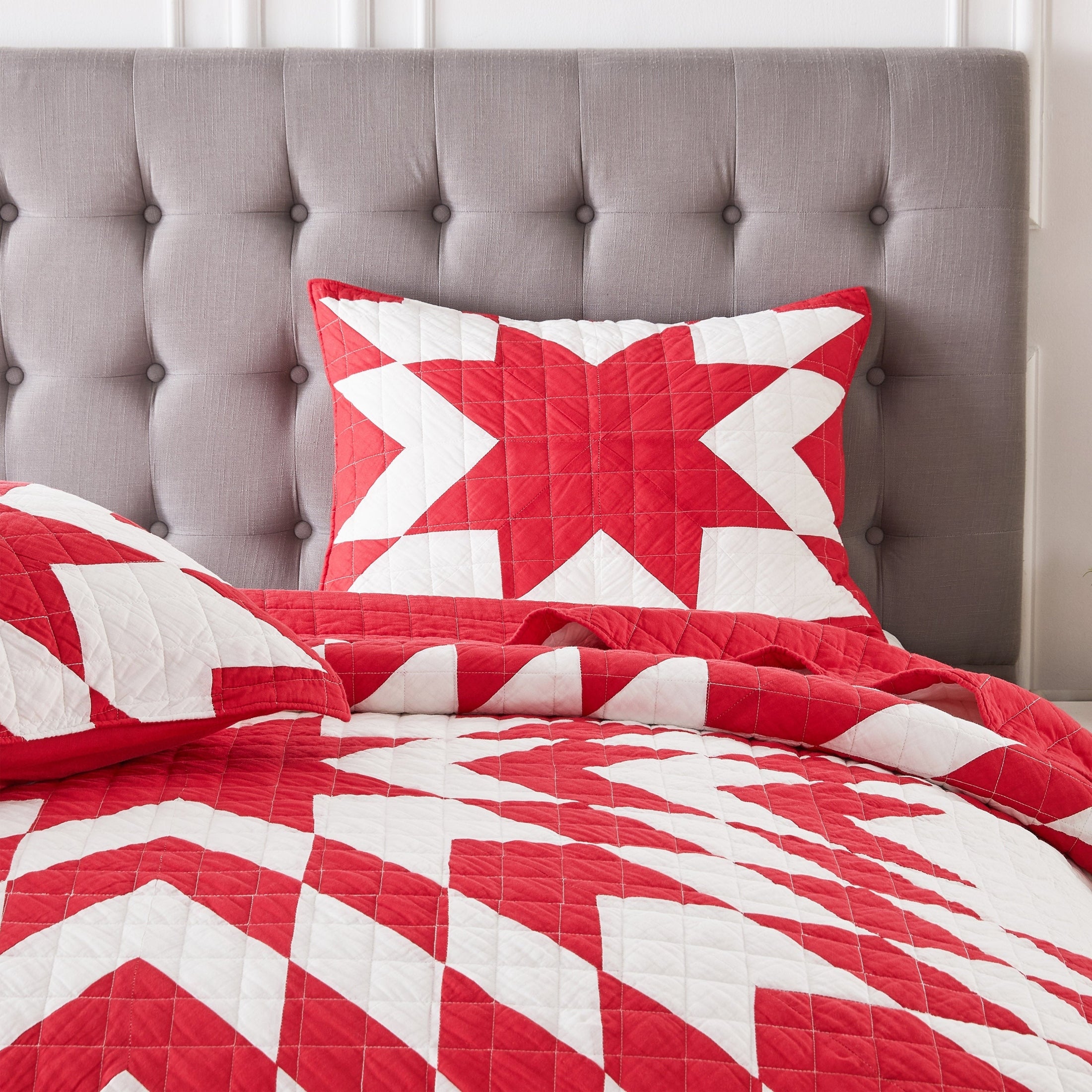 Star Patch Patchwork Cotton Quilt Set by Mélange Home