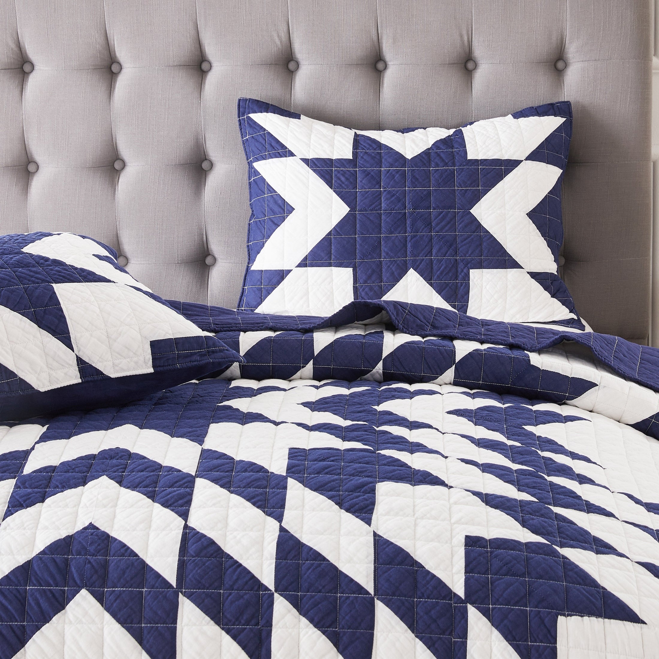 Star Patch Patchwork Cotton Quilt Set by Mélange Home