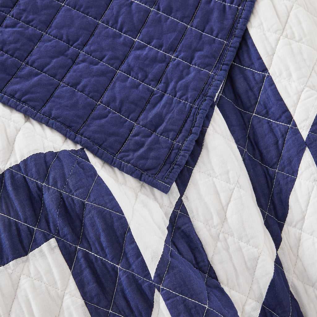 Star Patch Patchwork Cotton Quilt Set by Mélange Home