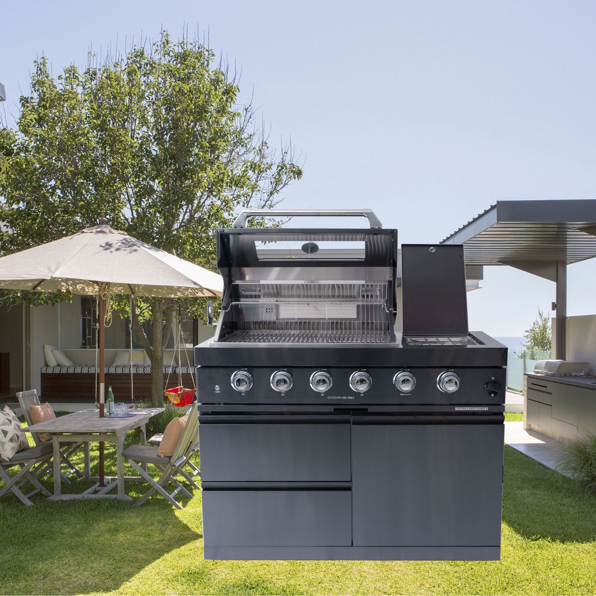 Ultra-Premium-Stainless-Steel-Outdoor-Grade-Gas-Grill-With-Rotisserie-Assembly | Castelle