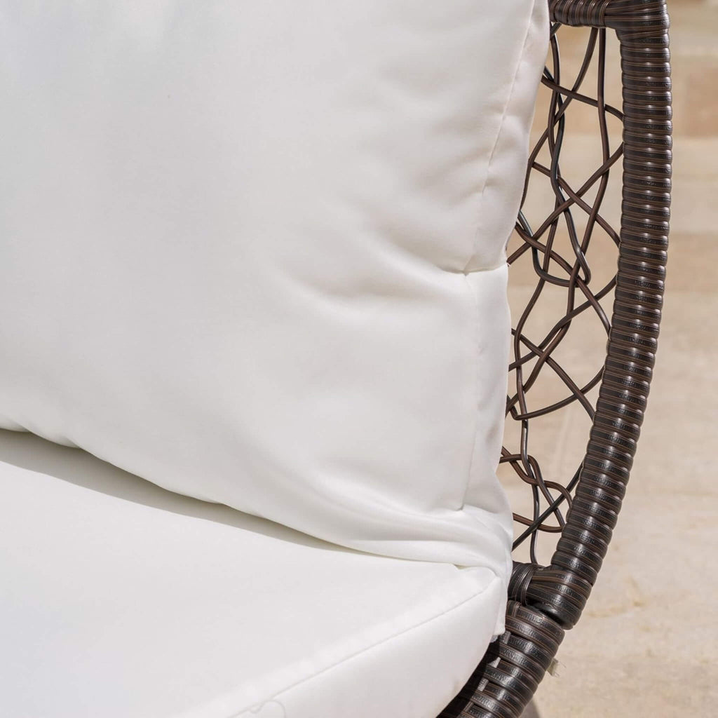 Weatherproof Aluminum Framed Wicker Daybed Luxurious | Saksby Wholesale